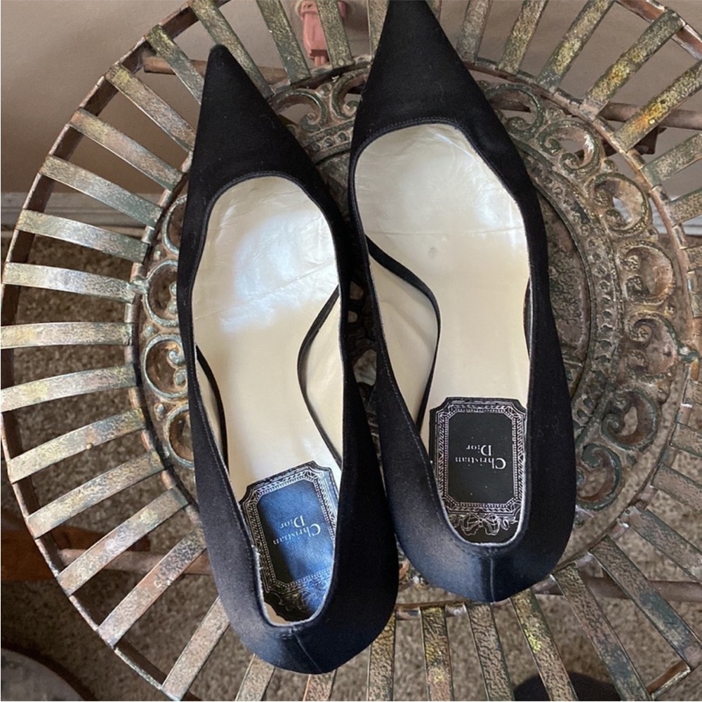 Classic Christian DIOR Black Satin Pointy Toe Kitten Heel Shoes - Picture 12 of 16